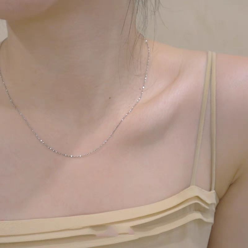 L814 Luna Necklace