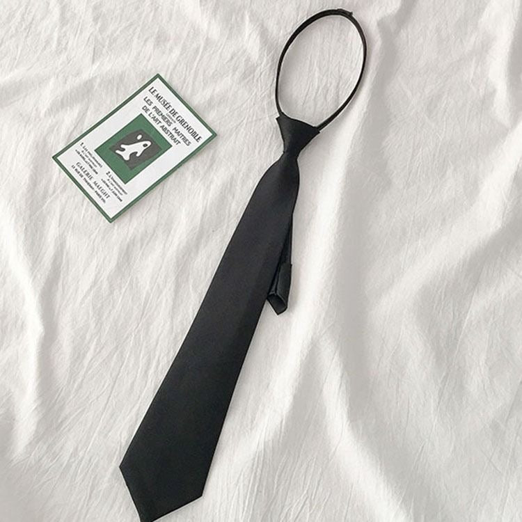 L1860 Luna tie